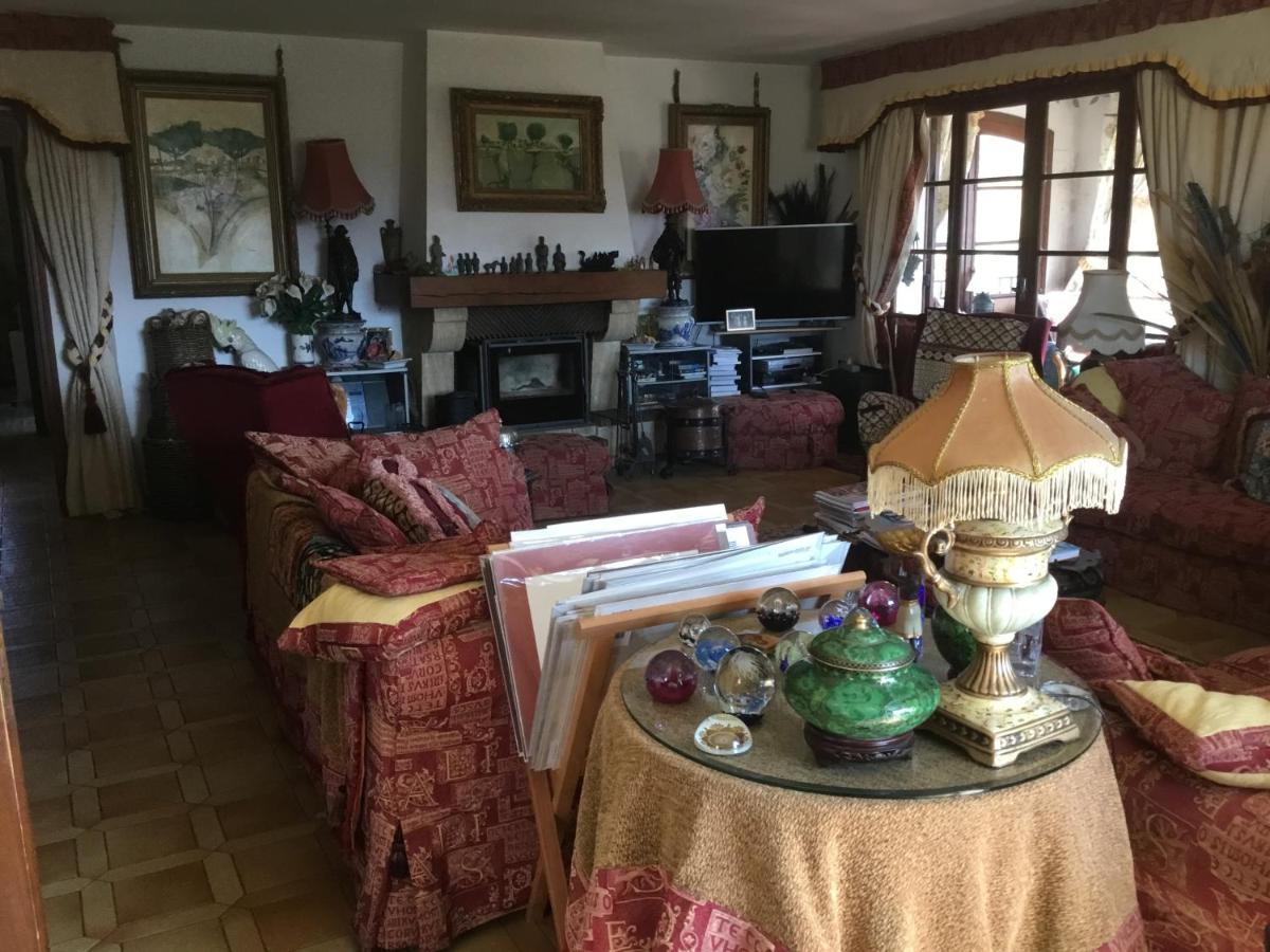 Villa La Cerisaie. Reynès Exteriör bild